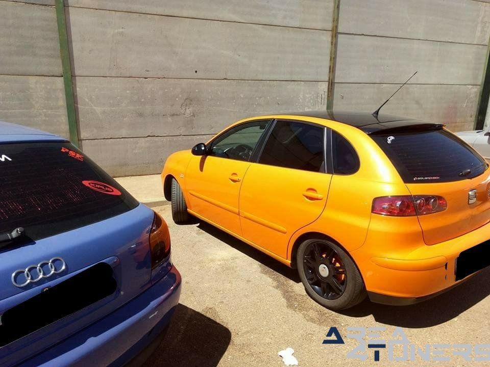 2º Tuning Show Internacional Arroyo San Serván
Imagen del reportaje revista Tuning Area4tuners.es, concentración de coches Tuning del año 2017 en Arroyo San Serván, Lérida, España