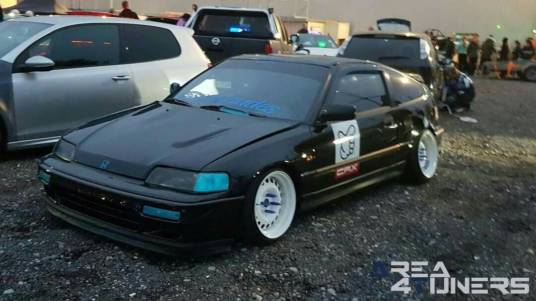 United Projects Halloween Night19
Imagen del reportaje de la revista Tuning Area4tuners.es, de la
concentración de coches Tuning del año 2019 en Brujas Bélgica