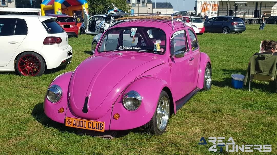 Esprit Tuning Team Party 5 Final Chapter
Imagen del reportaje de la revista Tuning Area4tuners.es, de la
concentración de coches Tuning del año 2019 en Cenfontaine Bélgica