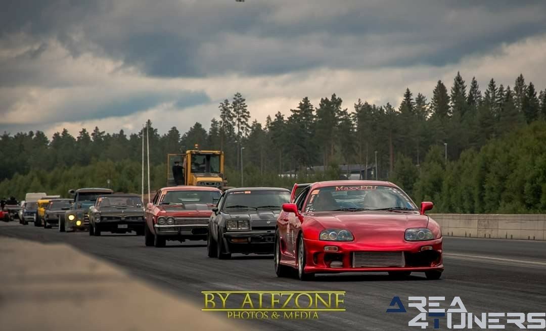 Street Week Lindesberg
Imagen del reportaje de la revista Tuning Area4tuners.es, de la
concentración de coches Tuning del año 2019 en Lindesberg Suecia