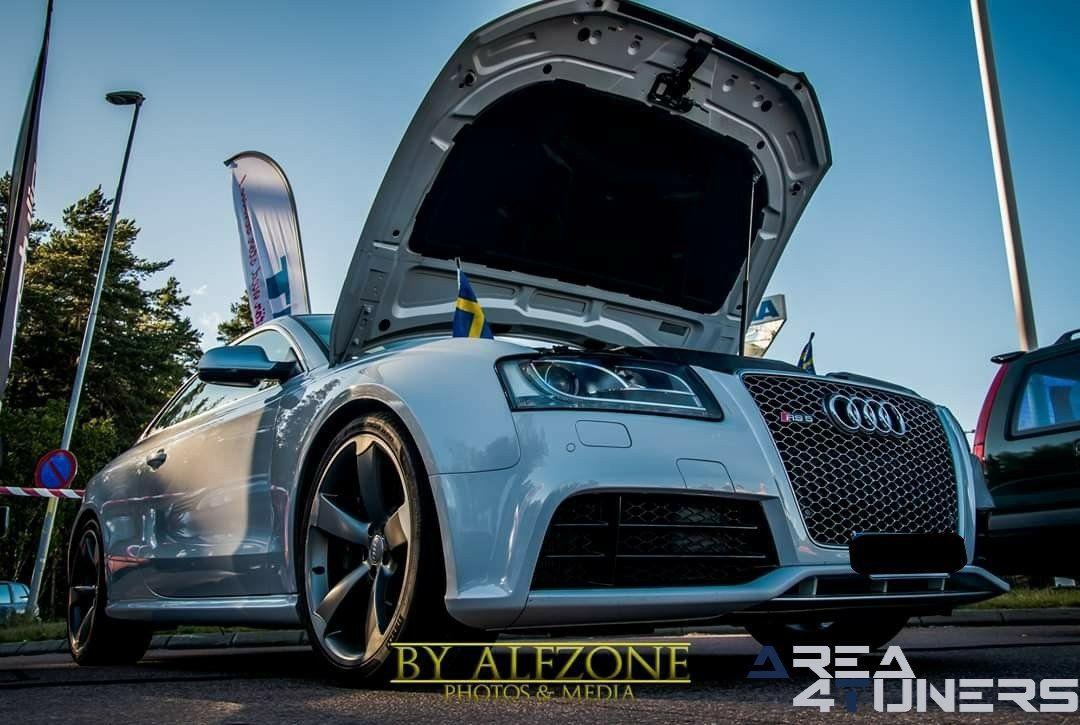 Ksr Midsommattläff
Imagen del reportaje de la revista Tuning Area4tuners.es, de la
concentración de coches Tuning del año 2019 en Karlstad Suecia