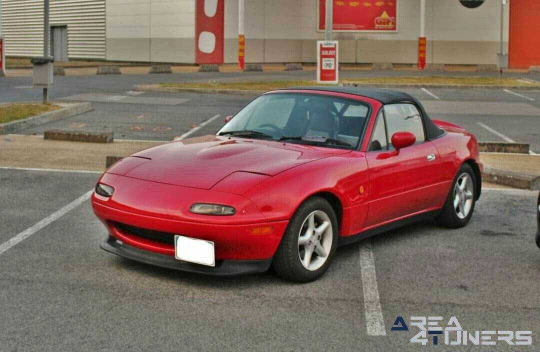 Rasso Team Static 2020
Imagen del reportaje de la revista Tuning Area4tuners.es, de la
concentración de coches Tuning del año 2020 en Romilly Sud Seine Francia