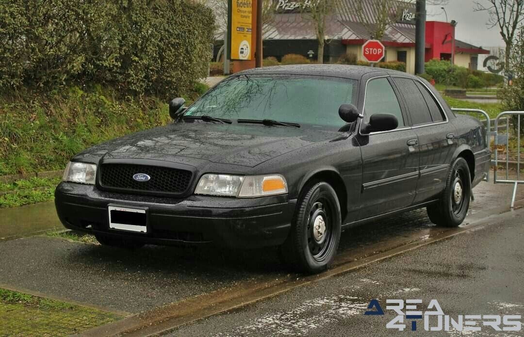 Low Art París
Imagen del reportaje de la revista Tuning Area4tuners.es, de la
concentración de coches Tuning del año 2020 en París Francia