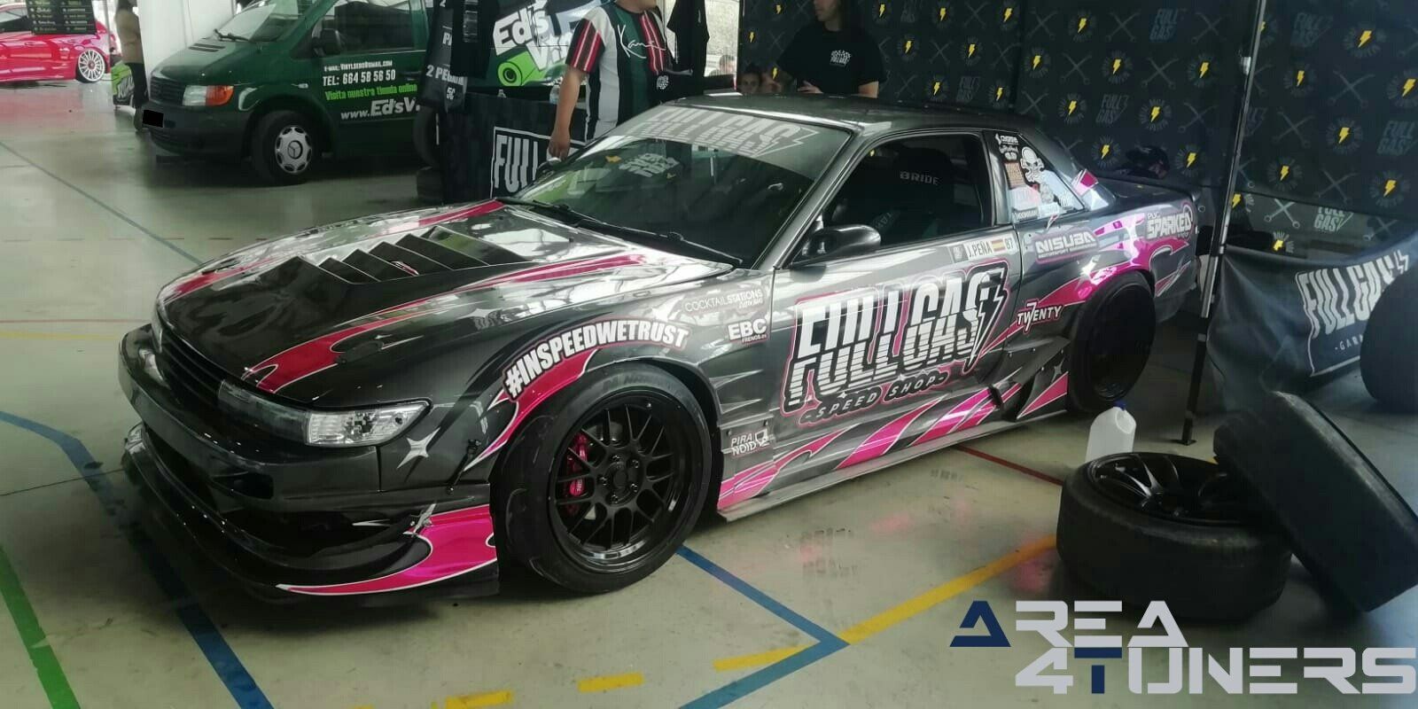 8º Motor Show Black Diamond Tortosa
Imagen del reportaje de la revista Tuning Area4tuners.es, de la concentración de coches Tuning del año 2020 en Tortosa, Tarragona, España