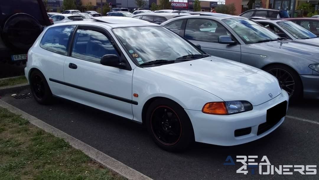 Prelude El Annee
Imagen del reportaje de la revista Tuning Area4tuners.es, de la
concentración de coches Tuning del año 2020 en Bourges Francia