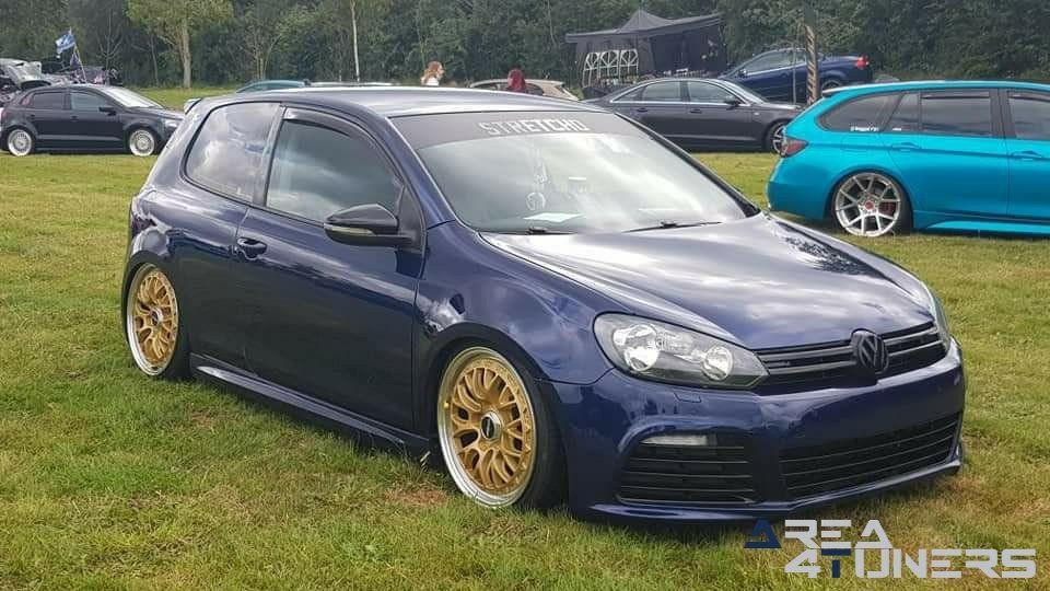 Lazy Sunday 2020
Imagen del reportaje de la revista Tuning Area4tuners.es, de la
concentración de coches Tuning del año 2020 en Jabbeke Bélgica