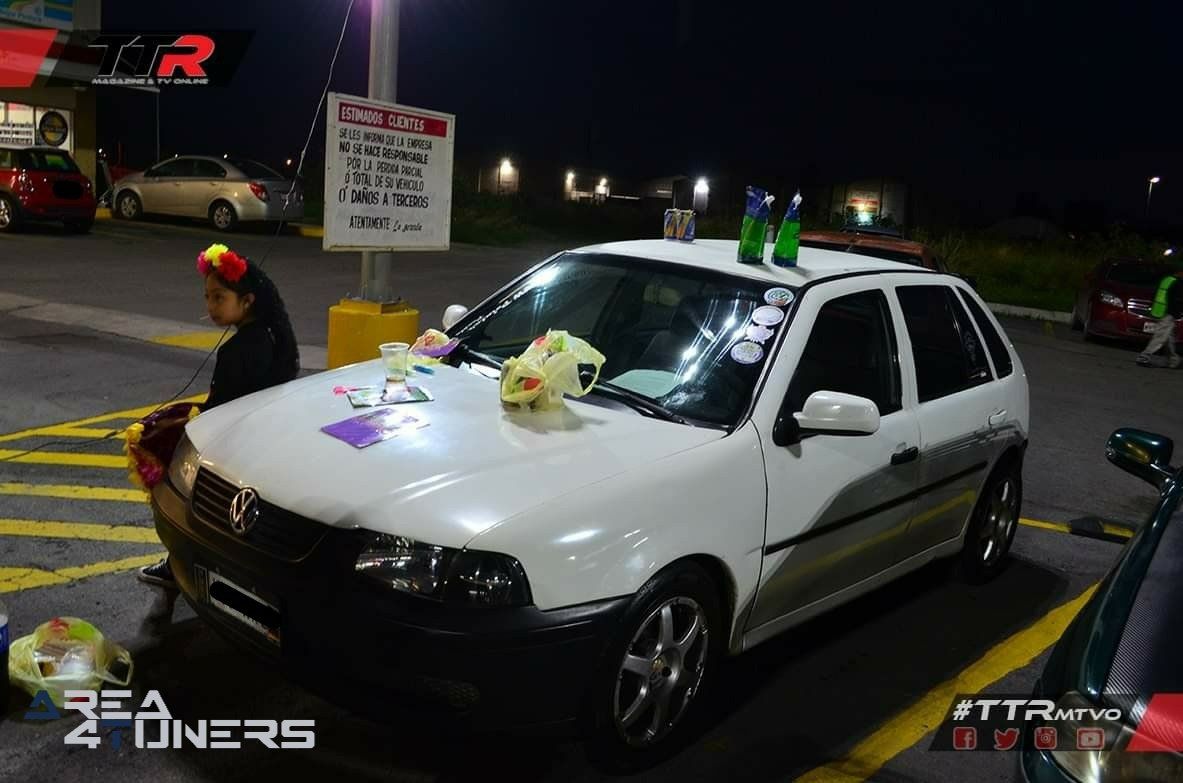 Exhibición Con Causa