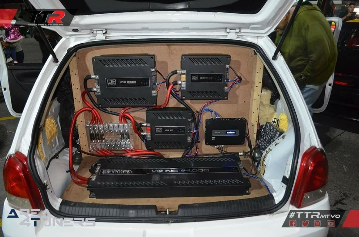 Exhibición Con Causa