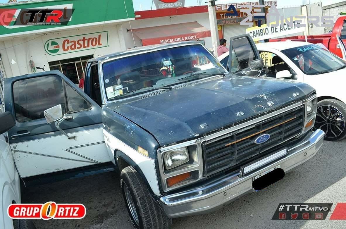 Exhibición Grupo Ortiz