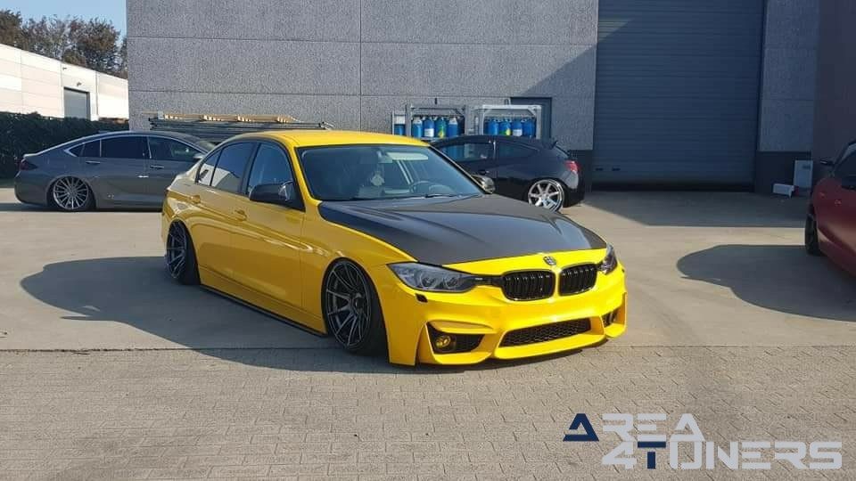 Most Wanted 2020
Imagen del reportaje de la revista Tuning Area4tuners.es, de la
concentración de coches Tuning del año 2020 en Wingene Bélgica