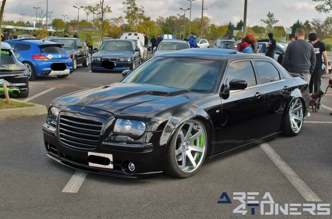 Rasso Low Car Street
Imagen del reportaje de la revista Tuning Area4tuners.es, de la
concentración de coches Tuning del año 2020 en Claye Souilly Francia