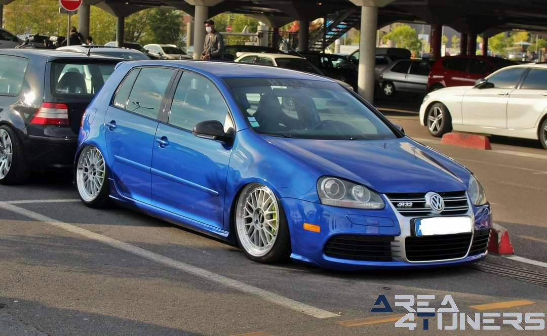 Rasso Low Car Street
Imagen del reportaje de la revista Tuning Area4tuners.es, de la
concentración de coches Tuning del año 2020 en Claye Souilly Francia