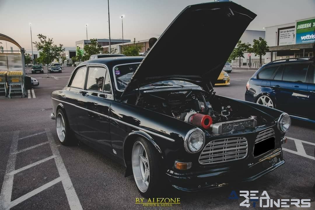 Börlange 2021
Imagen del reportaje de la revista Tuning Area4tuners.es, de la concentración de coches Tuning del año 2021 en Börlange Suecia