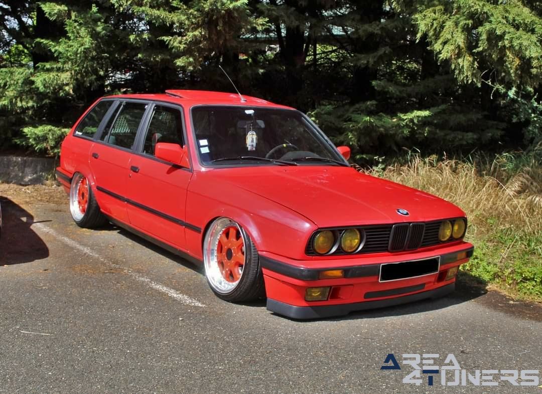 Meeting Low Art 2k21
Imagen del reportaje de la revista Tuning Area4tuners.es, de la concentración de coches Tuning del año 2021 en París Francia