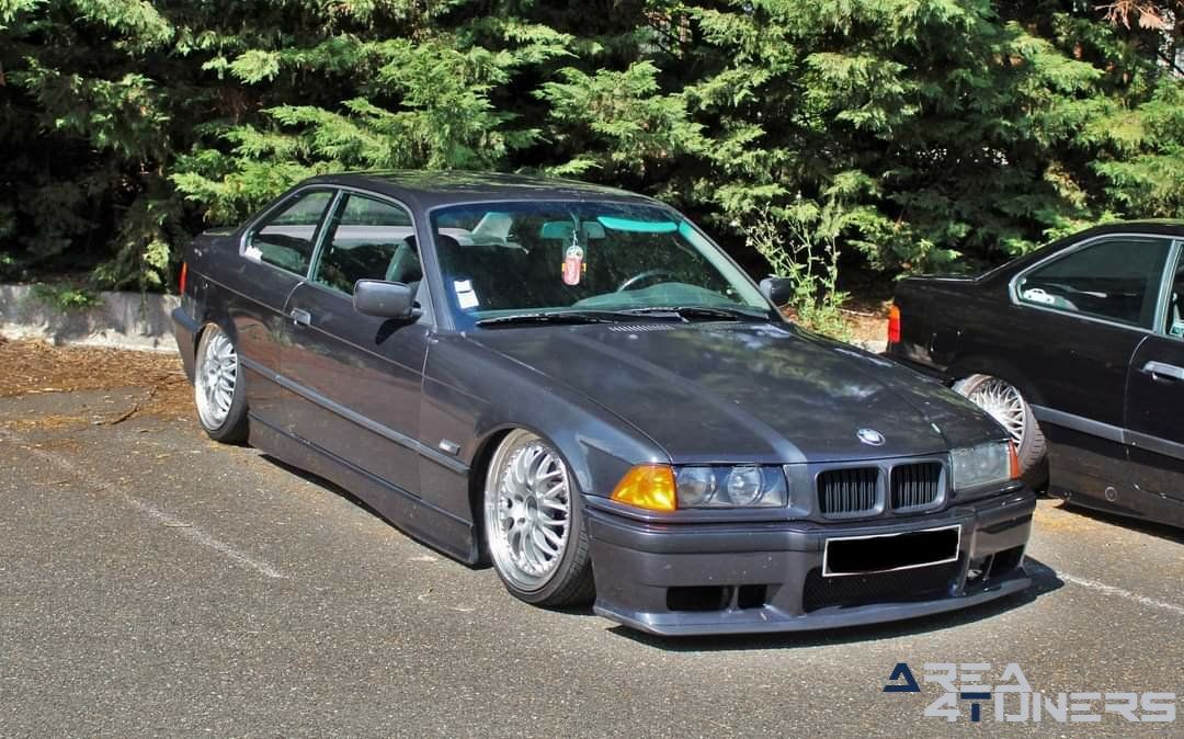 Meeting Low Art 2k21
Imagen del reportaje de la revista Tuning Area4tuners.es, de la concentración de coches Tuning del año 2021 en París Francia