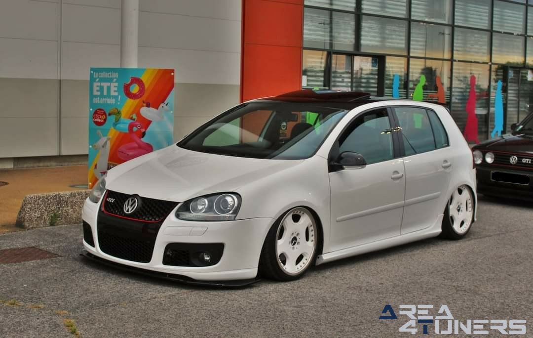 Rasso Team Static 2021
Imagen del reportaje de la revista Tuning Area4tuners.es, de la concentración de coches Tuning del año 2021 en Romilly Sud Seine Francia