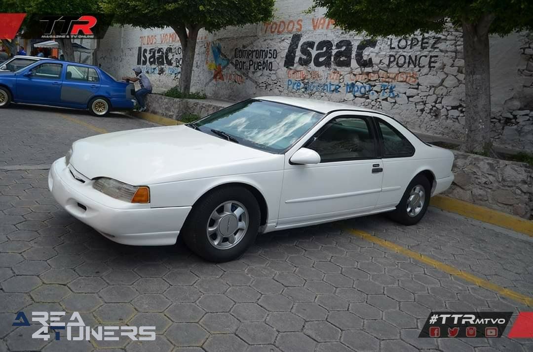Exhibición Autos Clásicos