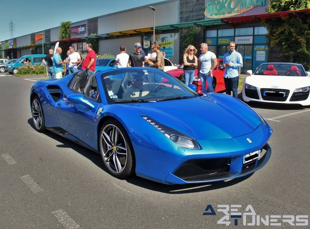 Expo Club Pasion
Imagen del reportaje de la revista Tuning Area4tuners.es, de la
concentración de coches Tuning del año 2021 en Fleury Les Aubrais Francia