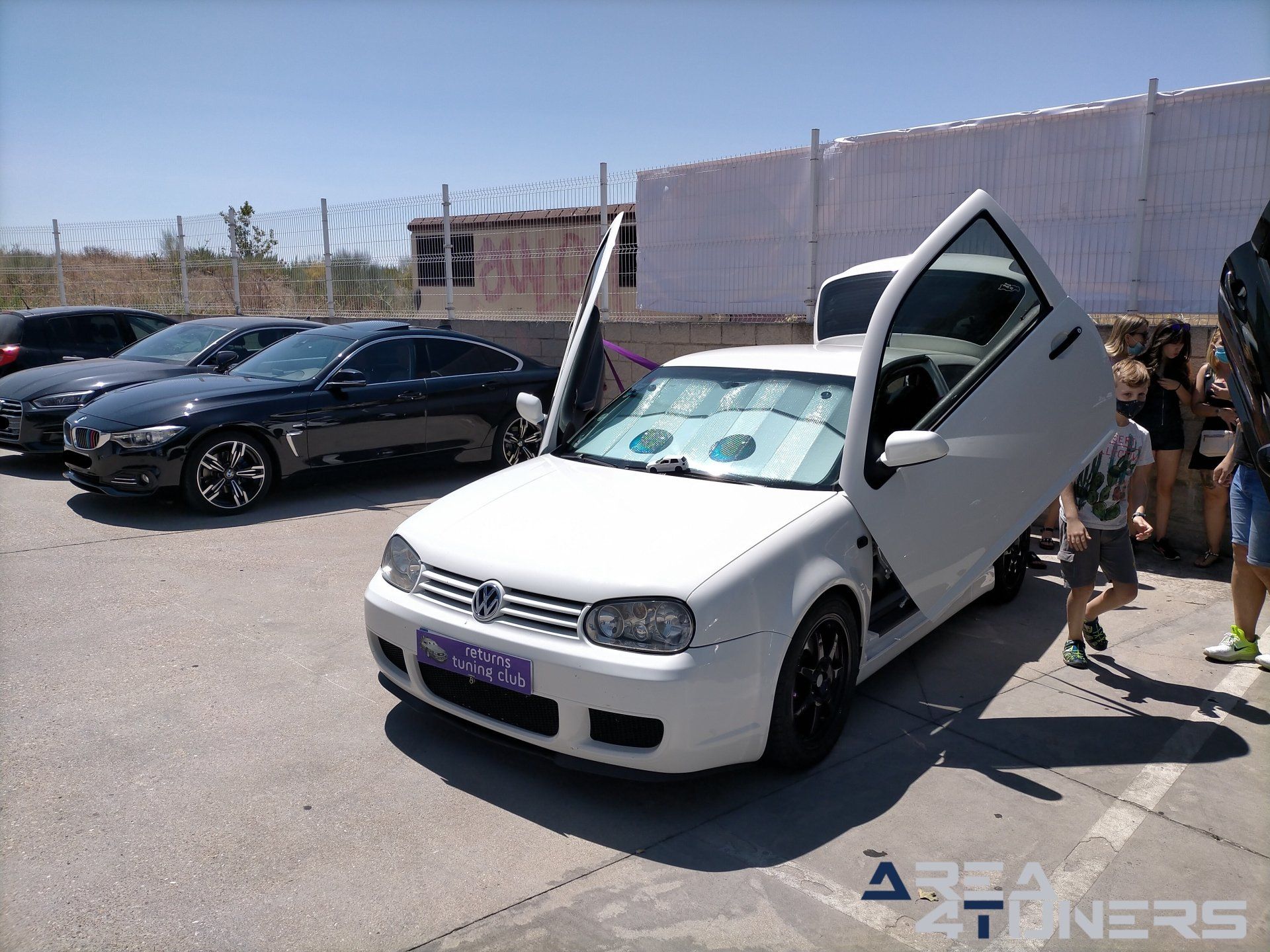 1a Concentración Pistons Motosport
Imagen del reportaje de la revista Tuning Area4tuners.es, de la concentración de coches Tuning del año 2021 en Parla, Madrid, España