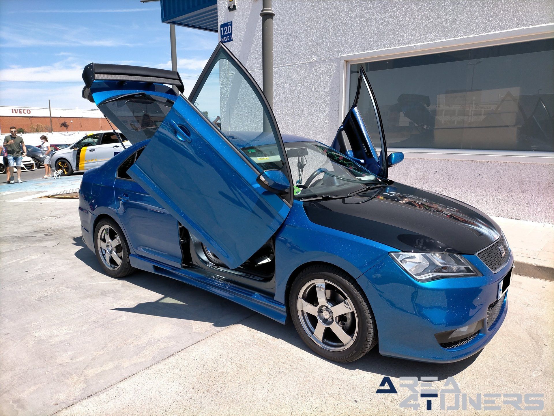 1a Concentración Pistons Motosport
Imagen del reportaje de la revista Tuning Area4tuners.es, de la concentración de coches Tuning del año 2021 en Parla, Madrid, España