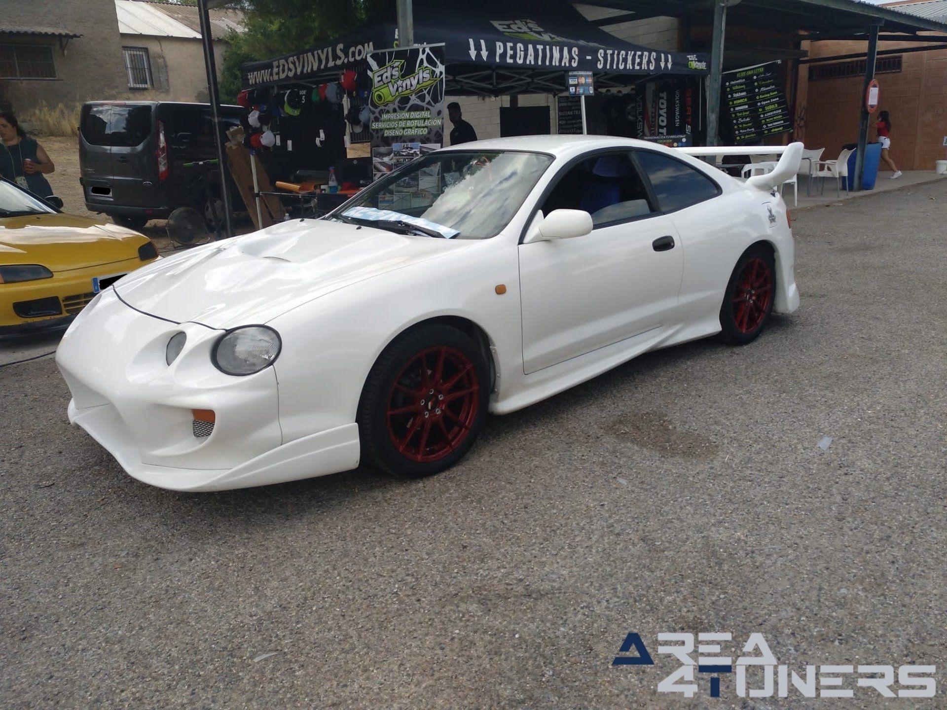 1er Benefic Motor Show Mequinenza
Imagen del reportaje de la revista Tuning Area4tuners.es, de la concentración de coches Tuning del año 2021 en Mequinenza, Zaragoza, España