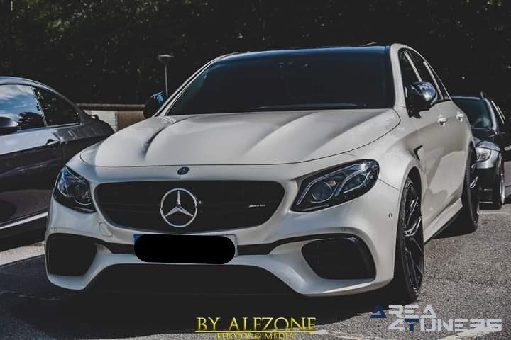 Sommarträffen 2021
Imagen del reportaje de la revista Tuning Area4tuners.es, de la
concentración de coches Tuning del año 2021 en Böras Suecia