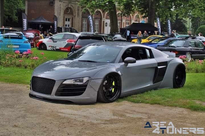 Risenation 2021
Imagen del reportaje de la revista Tuning Area4tuners.es, de la
concentración de coches Tuning del año 2021 en Castle Of Helecine Bélgica