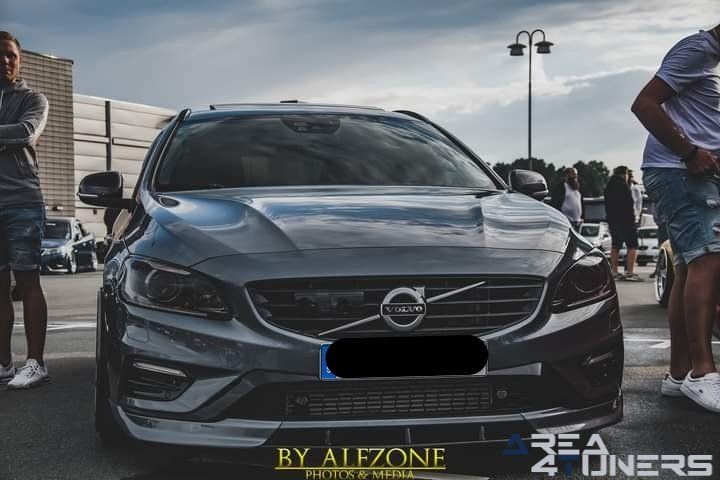 JSR Träff nº 3 Jönköping
Imagen del reportaje de la revista Tuning Area4tuners.es, de la
concentración de coches Tuning del año 2021 en Jönköping Suecia