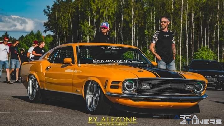 Swk's Grillvälk
Imagen del reportaje de la revista Tuning Area4tuners.es, de la
concentración de coches Tuning del año 2021 en Grillvälk Suecia