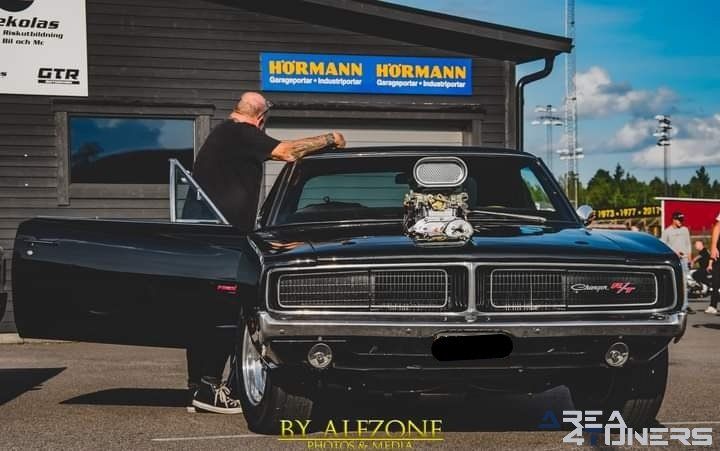 Swk's Grillvälk
Imagen del reportaje de la revista Tuning Area4tuners.es, de la
concentración de coches Tuning del año 2021 en Grillvälk Suecia