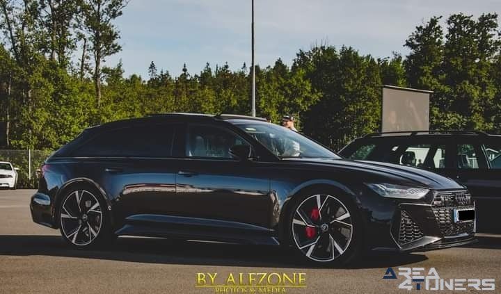 Swk's Grillvälk
Imagen del reportaje de la revista Tuning Area4tuners.es, de la
concentración de coches Tuning del año 2021 en Grillvälk Suecia