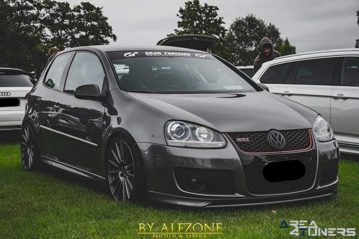 Vagis Car Meet 2021
Imagen del reportaje de la revista Tuning Area4tuners.es, de la
concentración de coches Tuning del año 2021 en Lövuddens Suecia