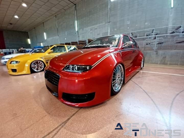 Tuning Show Vimbodí 2k21
Imagen del reportaje de la revista Tuning Area4tuners.es, de la concentración de coches Tuning del año 2021 en Vimbodí, Tarragona, España