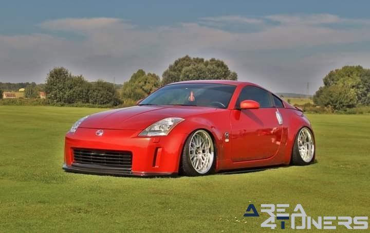 Crazy Racers
Imagen del reportaje de la revista Tuning Area4tuners.es, de la
concentración de coches Tuning del año 2021 en Chaumont En Vexis Francia