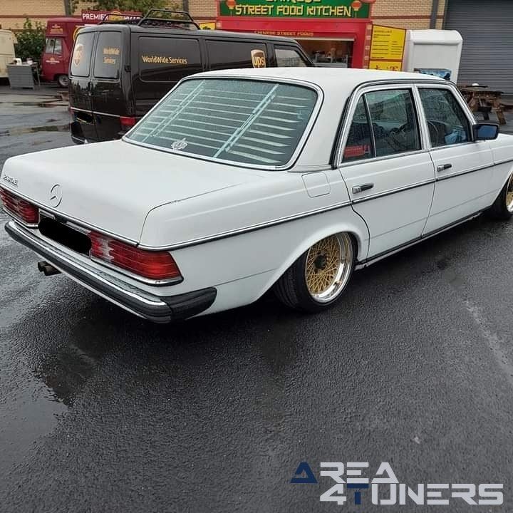 5Th Gravity Show Slammed
Imagen del reportaje de la revista Tuning Area4tuners.es, de la
concentración de coches Tuning del año 2021 en Stoneleigh Inglaterra