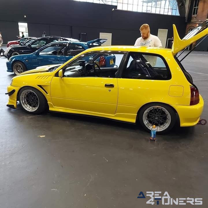 Fitted
Imagen del reportaje de la revista Tuning Area4tuners.es, de la
concentración de coches Tuning del año 2021 en Manchester Inglaterra