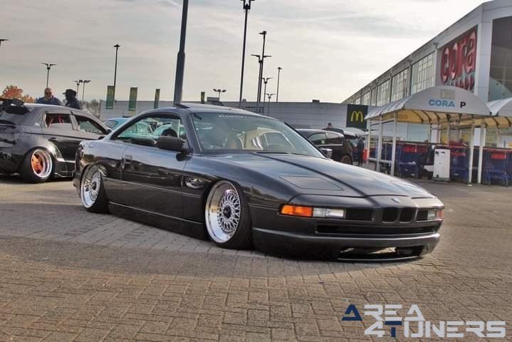 How Tuning Day 17
Imagen del reportaje de la revista Tuning Area4tuners.es, de la
concentración de coches Tuning del año 2021 en Anderlecht Bélgica