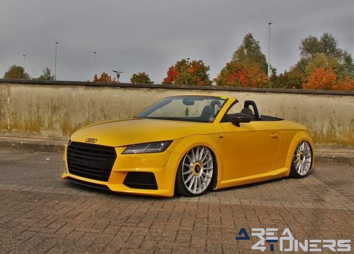 How Tuning Day 17
Imagen del reportaje de la revista Tuning Area4tuners.es, de la
concentración de coches Tuning del año 2021 en Anderlecht Bélgica