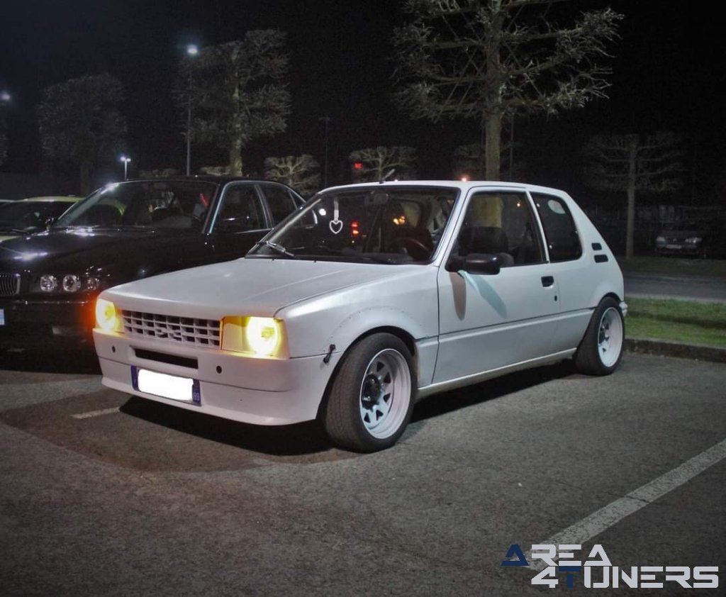 Team Static Car Meet nº 2
Imagen del reportaje de la revista Tuning Area4tuners.es, de la concentración de coches Tuning del año 2022 en Romilly Sur Seine, Francia