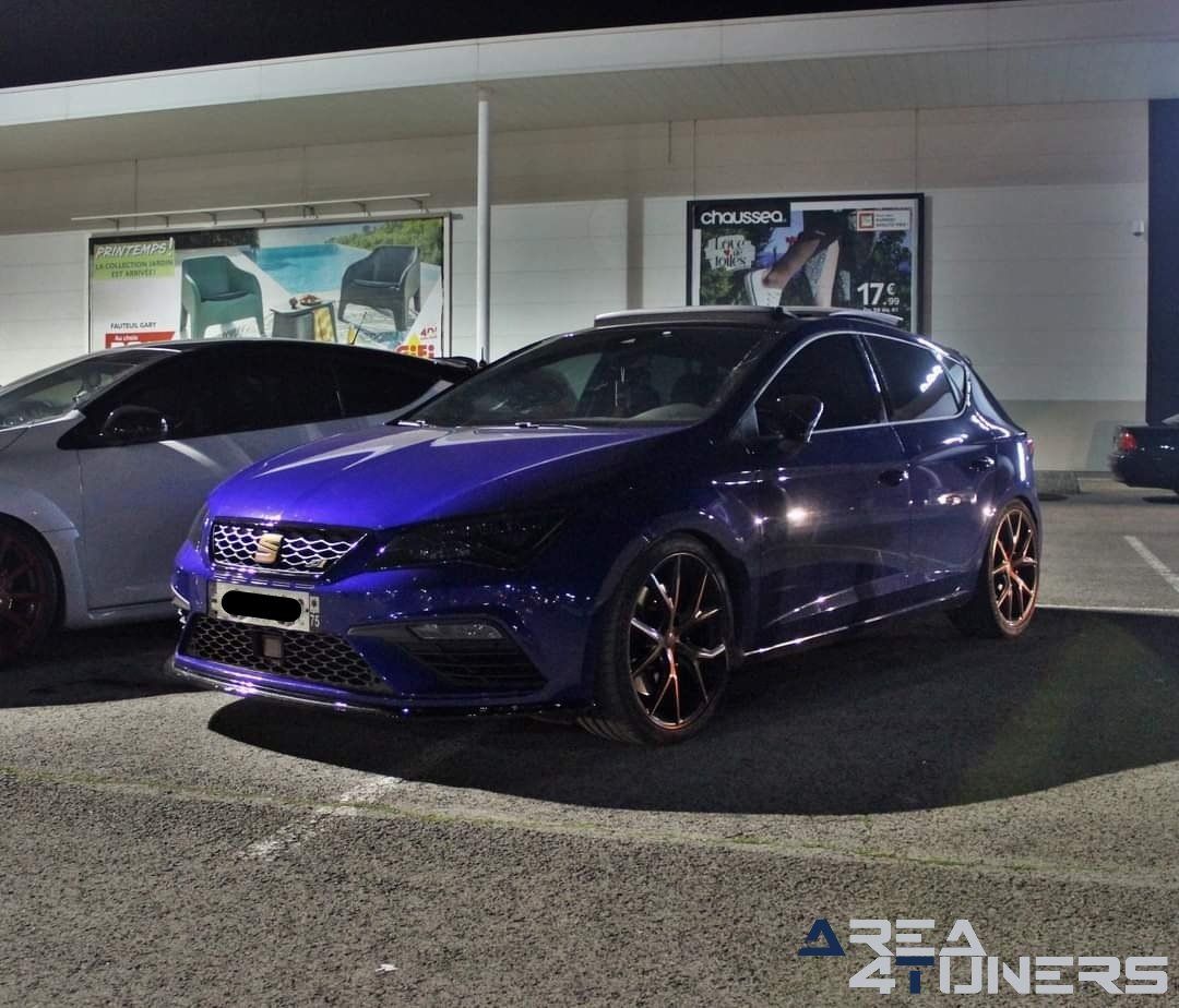 Team Static Car Meet nº 2
Imagen del reportaje de la revista Tuning Area4tuners.es, de la concentración de coches Tuning del año 2022 en Romilly Sur Seine, Francia