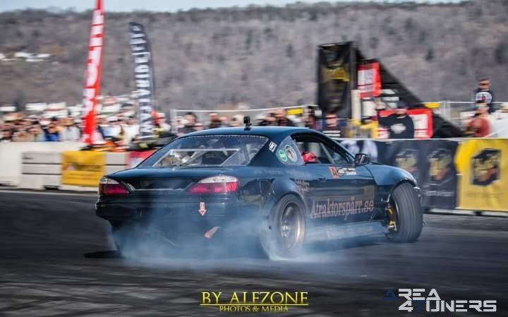 Elmia Bildsport Motorsportveckan
Imagen del reportaje de la revista Tuning Area4tuners.es, de la concentración de coches Tuning del año 2022 en Elmia, Suecia