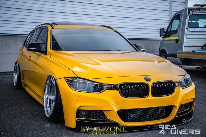 Elmia Bildsport Motorsportveckan
Imagen del reportaje de la revista Tuning Area4tuners.es, de la concentración de coches Tuning del año 2022 en Elmia, Suecia