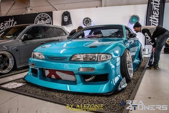 Elmia Bildsport Motorsportveckan
Imagen del reportaje de la revista Tuning Area4tuners.es, de la concentración de coches Tuning del año 2022 en Elmia, Suecia