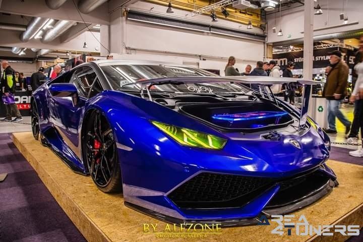 Elmia Bildsport Motorsportveckan
Imagen del reportaje de la revista Tuning Area4tuners.es, de la concentración de coches Tuning del año 2022 en Elmia, Suecia