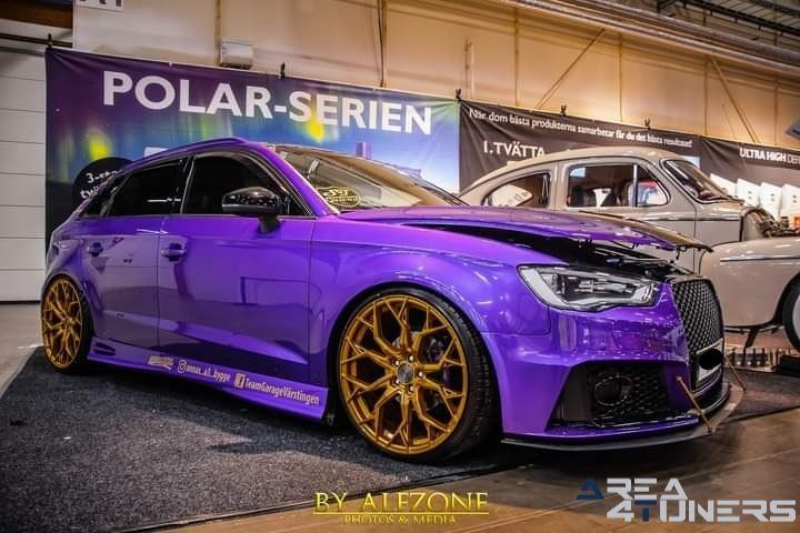 Elmia Bildsport Motorsportveckan
Imagen del reportaje de la revista Tuning Area4tuners.es, de la concentración de coches Tuning del año 2022 en Elmia, Suecia