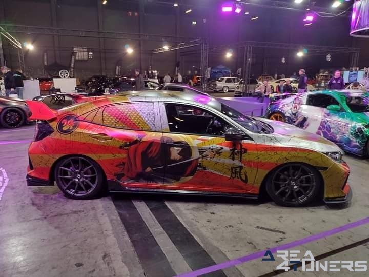 GR8 Int. Car Show 2022
Imagen del reportaje de la revista Tuning Area4tuners.es, de la concentración de coches Tuning del año 2022 en Breda, Holanda