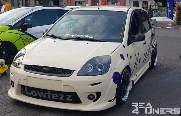 Unites Project
Imagen del reportaje de la revista Tuning Area4tuners.es, de la concentración de coches Tuning del año 2022 en Ingelmunster, Bélgica