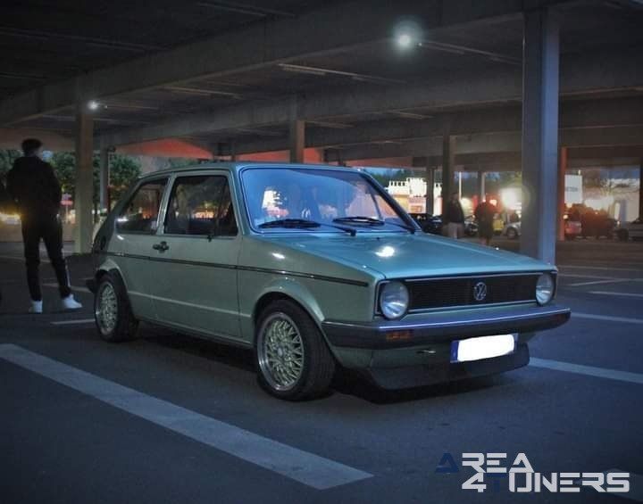 Meet Elorian
Imagen del reportaje de la revista Tuning Area4tuners.es, de la concentración de coches Tuning del año 2022 en París, Francia