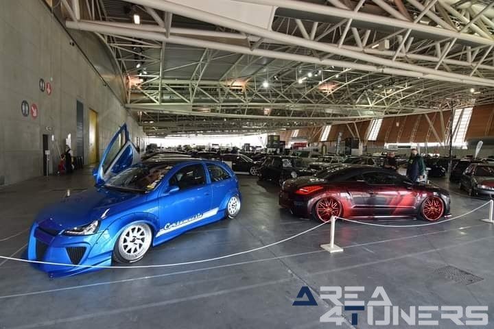 Expo Tuning Torino 2022
Imagen del reportaje de la revista Tuning Area4tuners.es, de la concentración de coches Tuning del año 2022 en Turín, Italia