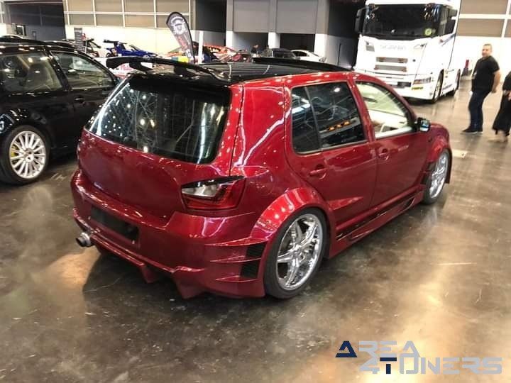 Old School Tuning Show
Imagen del reportaje revista Tuning Area4tuners.es, concentración de coches Tuning del año 2022 en Valencia, España